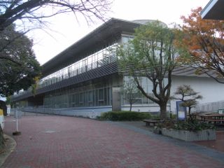 神戸大百年記念会館